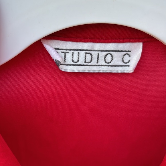 Studio C Red Faux Suede Short Sleeves Blazer Button Up Blouse Slits on Sides 16 - Picture 5 of 15